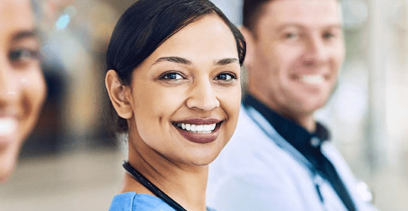 picture of a doctor used on the m|devices website, who is a HubSpot optimisation/fix-ups client of RedPandas Digital in Sydney